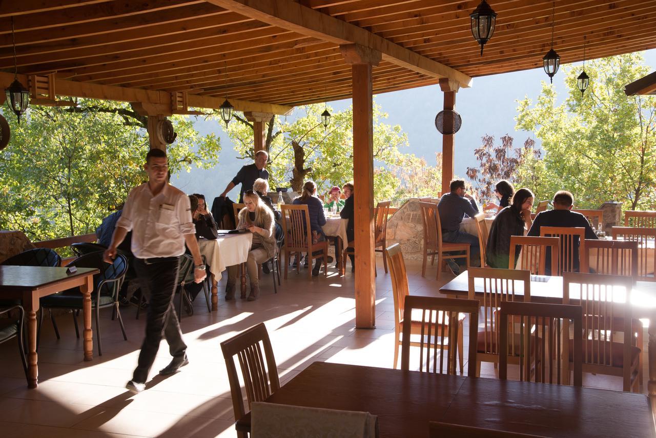 Hotel Tutto Galicnik ภายนอก รูปภาพ