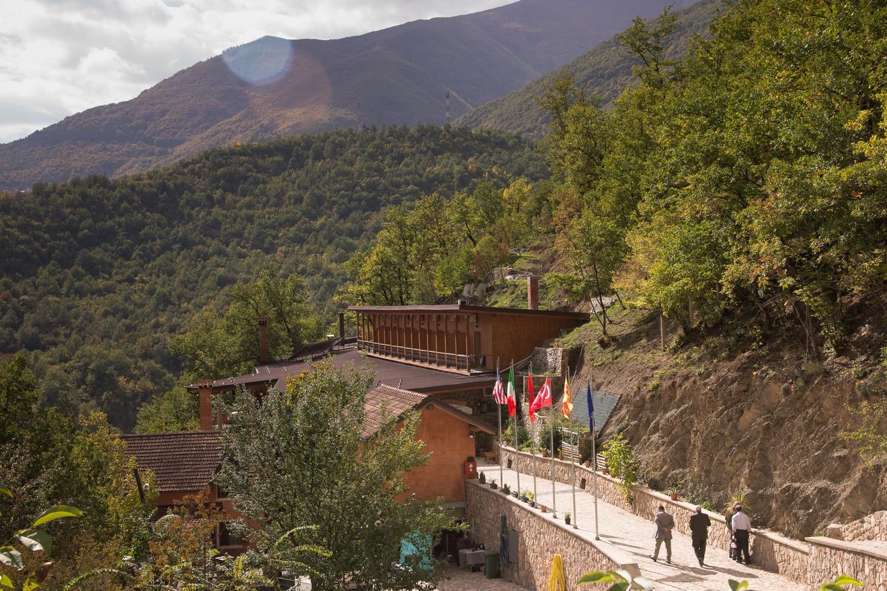 Hotel Tutto Galicnik ภายนอก รูปภาพ