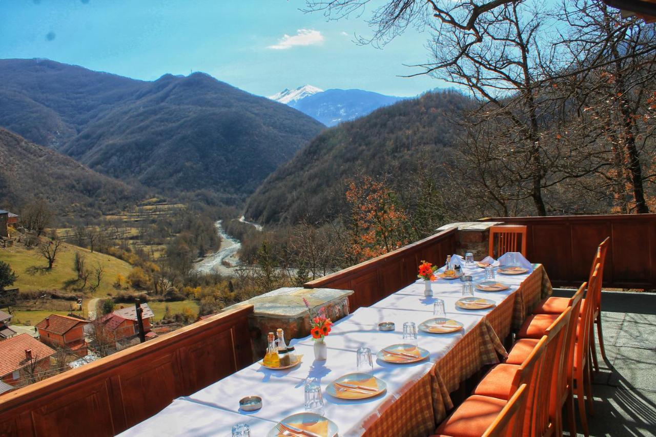 Hotel Tutto Galicnik ภายนอก รูปภาพ