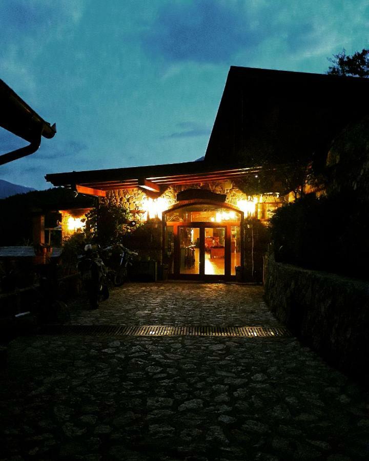Hotel Tutto Galicnik ภายนอก รูปภาพ